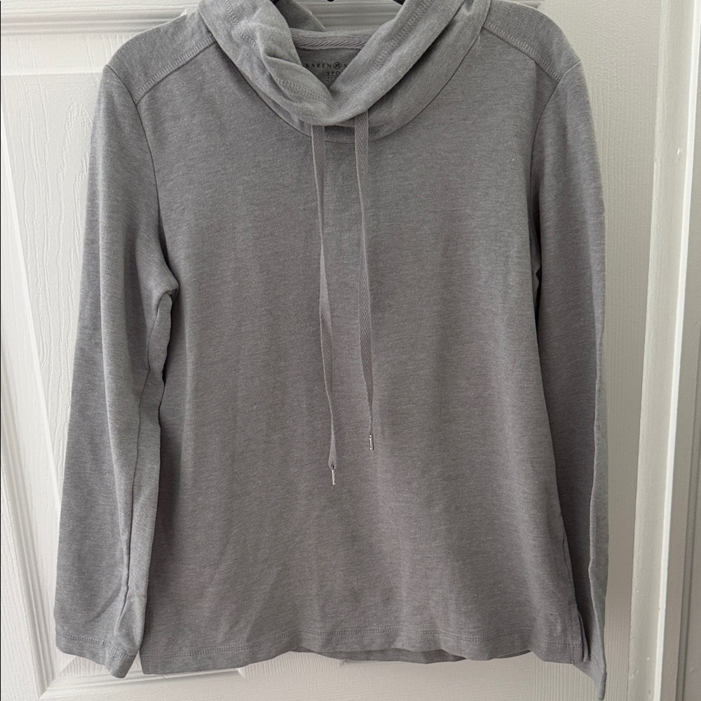 Karen Scott Light Gray Knit Top